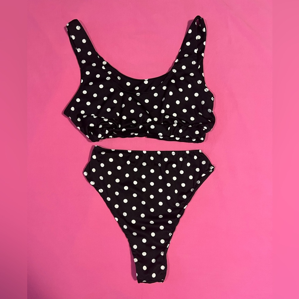Polka Dot Bikini Set – Size M – High-Waisted & Padded Top